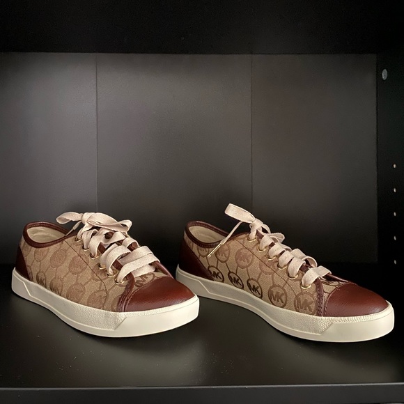 Michael Kors Monogram Sneakers - Picture 8 of 10